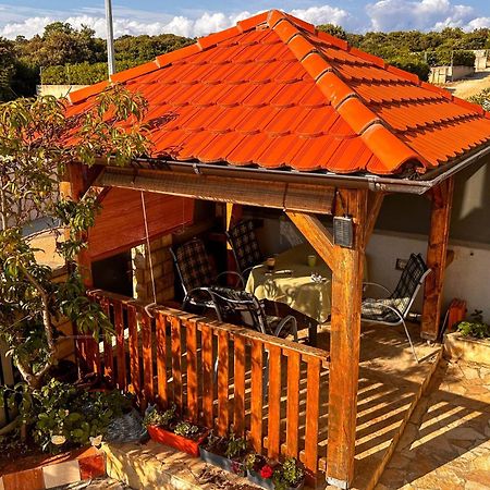 Apartmani Trupeljak Mandre Zewnętrze zdjęcie
