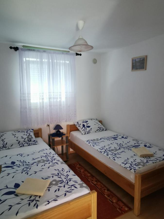 Apartmani Trupeljak Mandre Zewnętrze zdjęcie