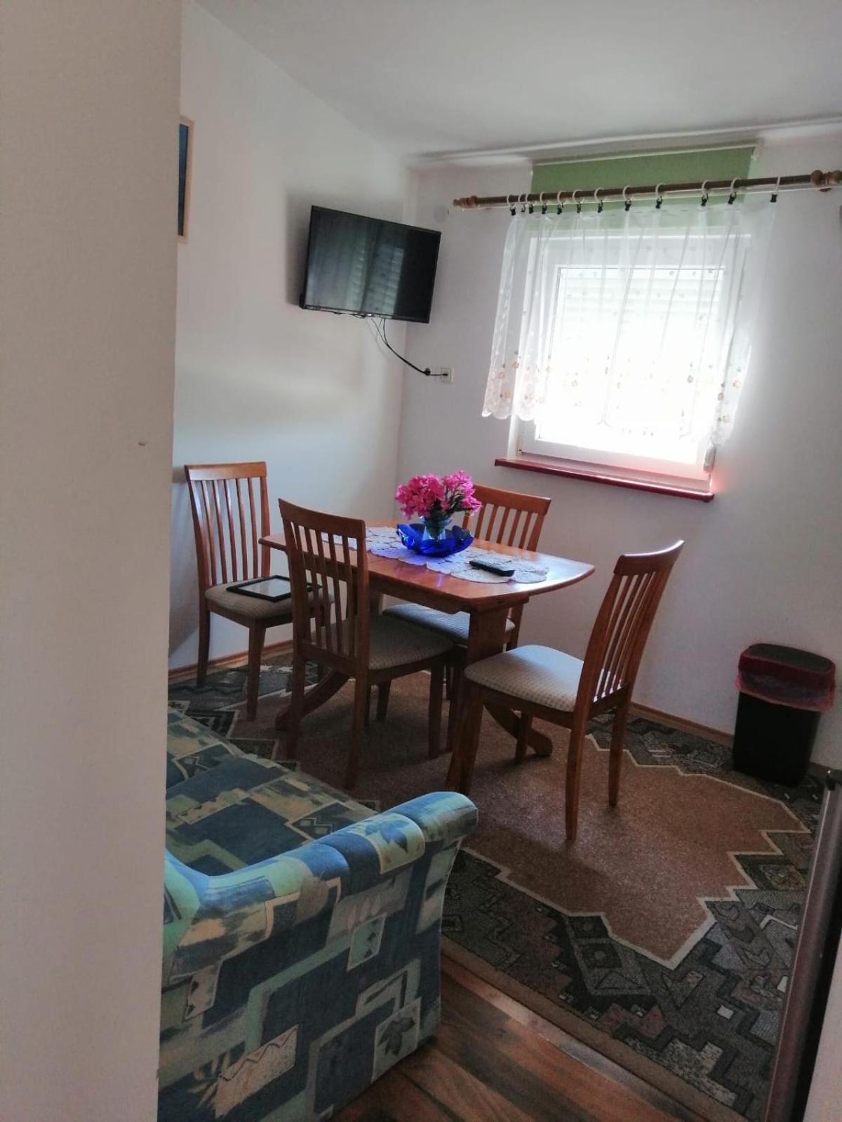Apartmani Trupeljak Mandre Zewnętrze zdjęcie