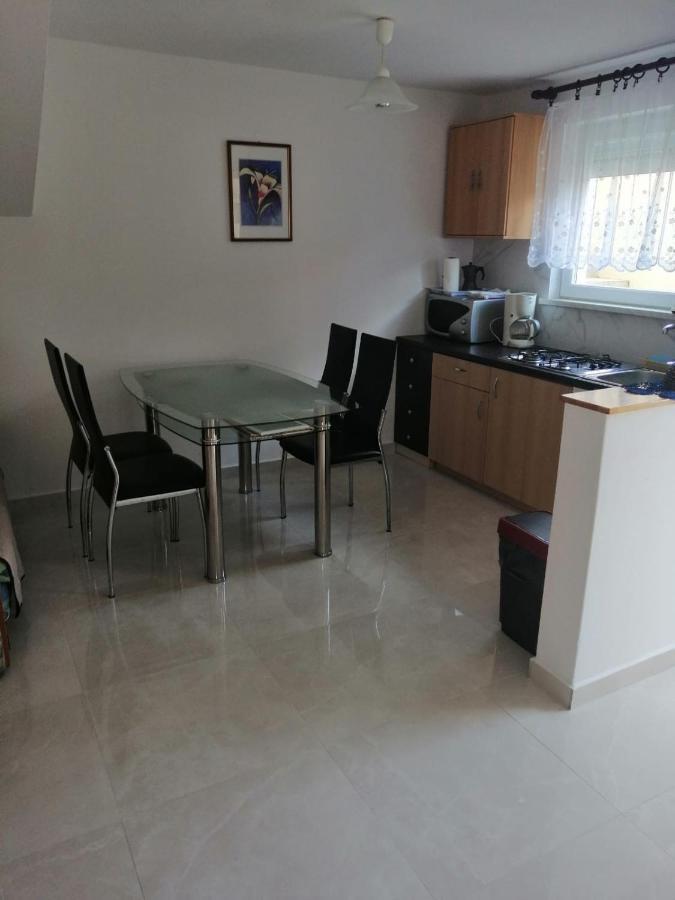 Apartmani Trupeljak Mandre Zewnętrze zdjęcie